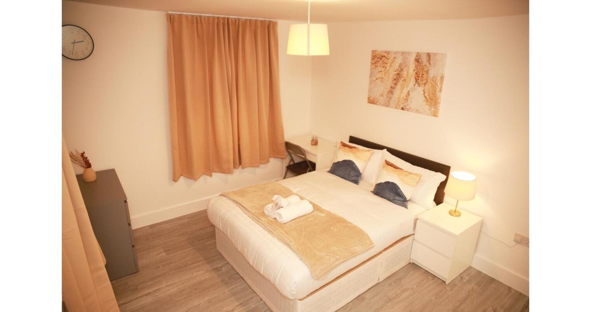 Cricklewood Deluxe Ensuite Room 런던 외부 사진