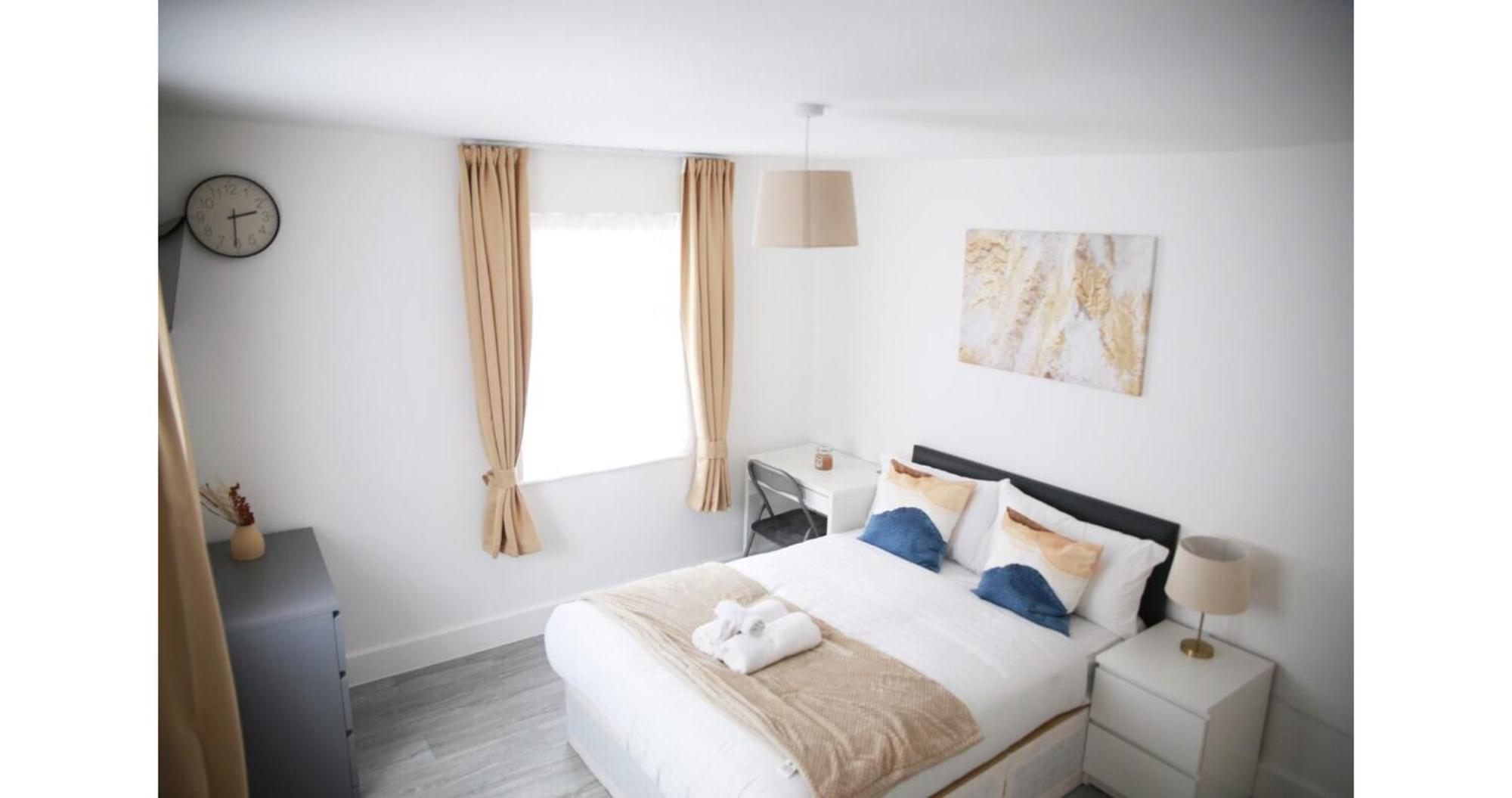 Cricklewood Deluxe Ensuite Room 런던 객실 사진