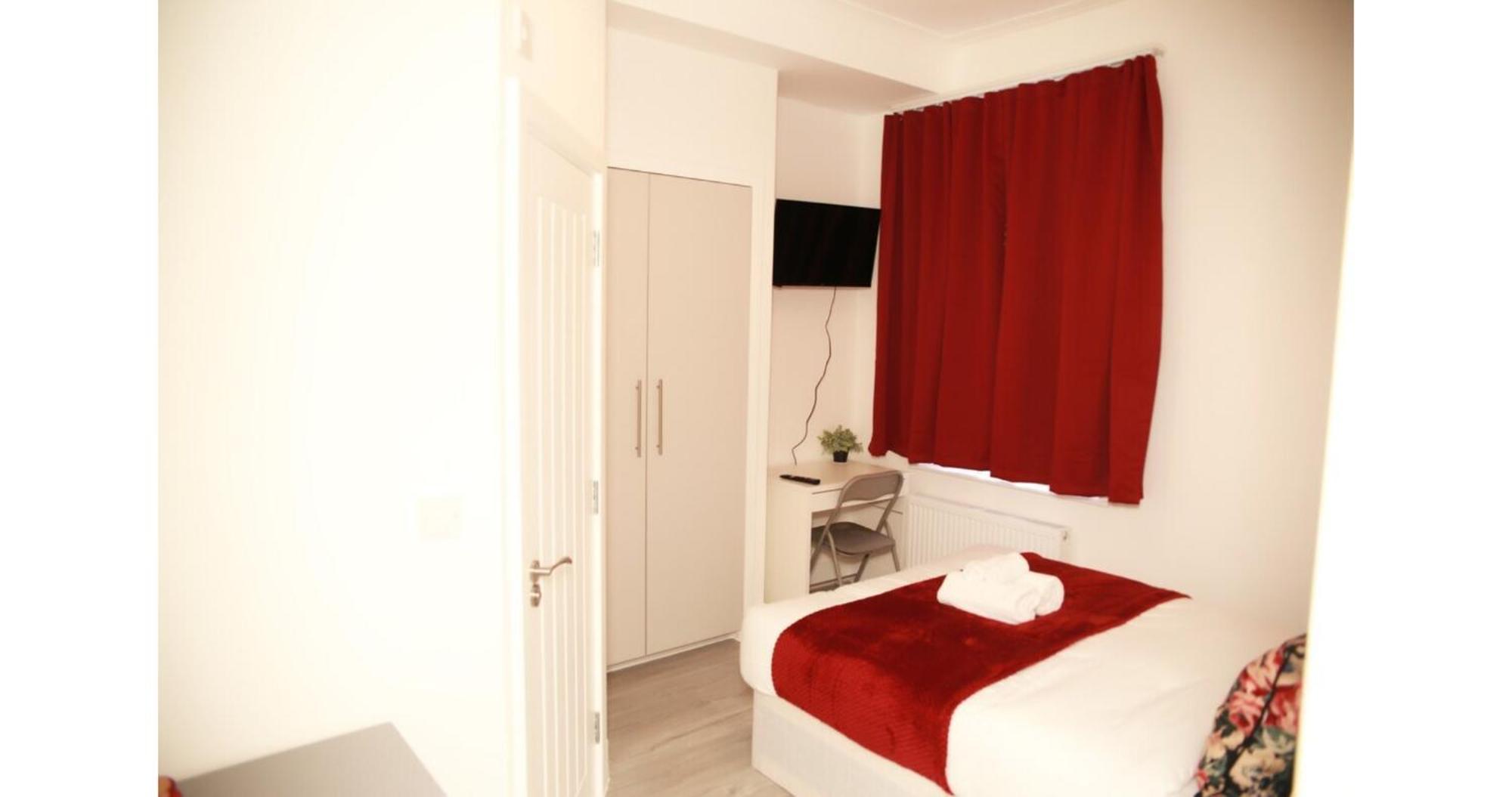 Cricklewood Deluxe Ensuite Room 런던 객실 사진